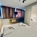 The Hera Gold 3* Istanbul