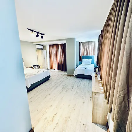 The Hera Gold Hotel 3*