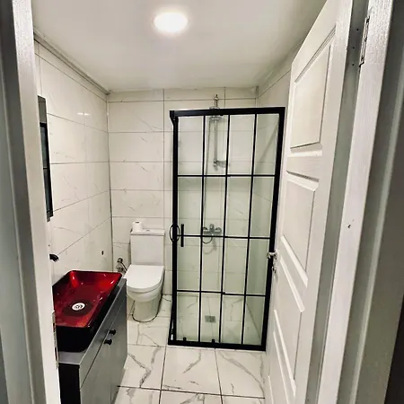 The Hera Gold Hotel 3*