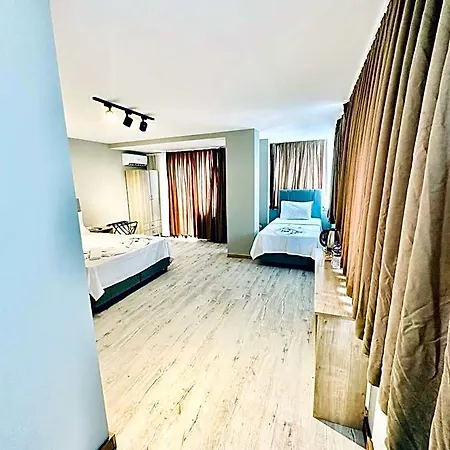 Hotel The Hera Gold