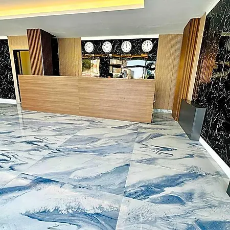 The Hera Gold Hotel 3*