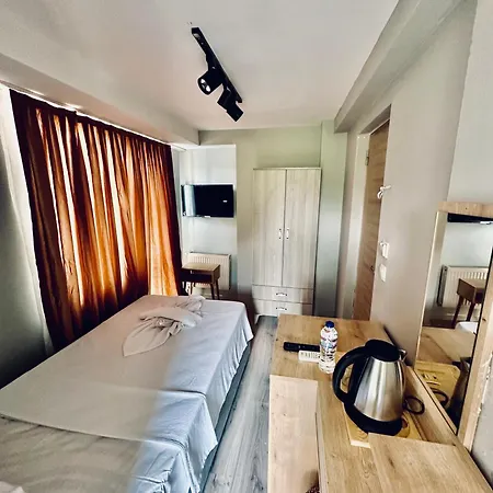 Hotel The Hera Gold 3*